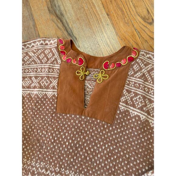 Handmade Wool/Angora Women’s Sweater L Embroidered Collar - Picture 3 of 13